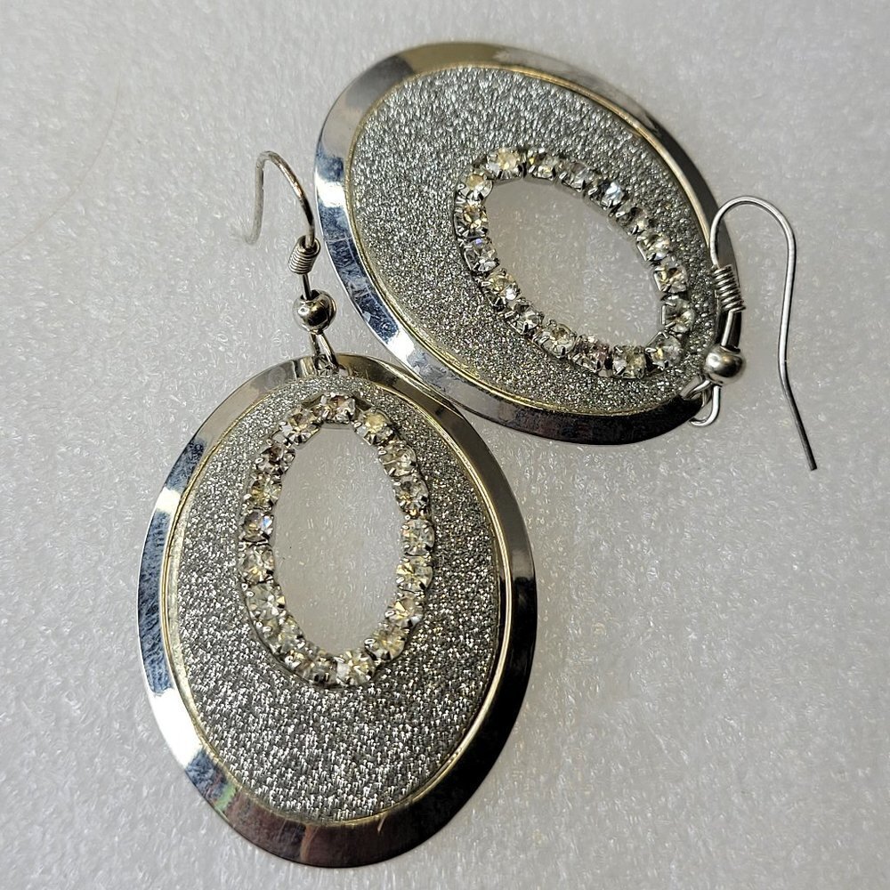 Silvery Tone Fashion Earrings